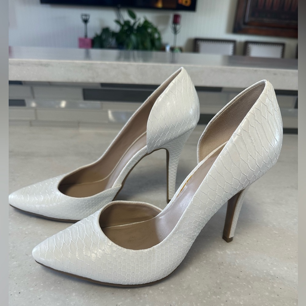 Juicy Couture D’Orsay Stiletto Heels size 7.5